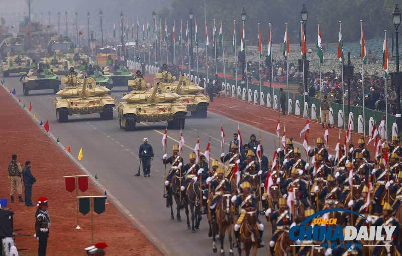 印度举行共和国日大阅兵彩排 战机坦克导弹齐登场