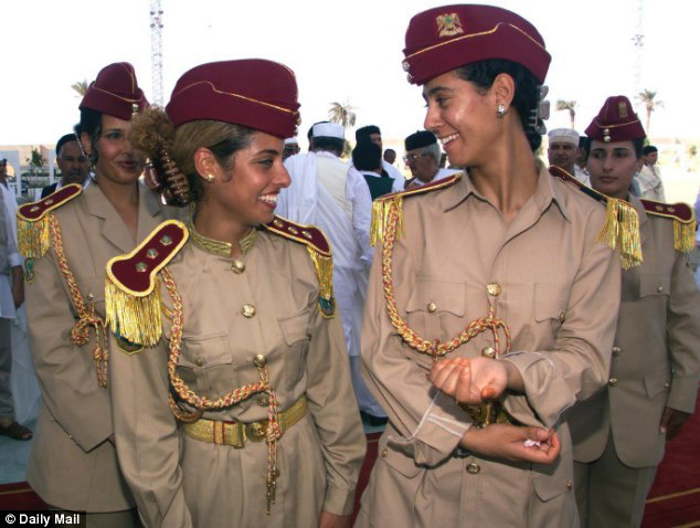 英媒：卡扎菲强奸少女无数 “淫窟”遭曝光