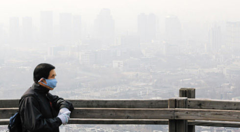 韩国连日雾霾能见度低 或将持续至26日