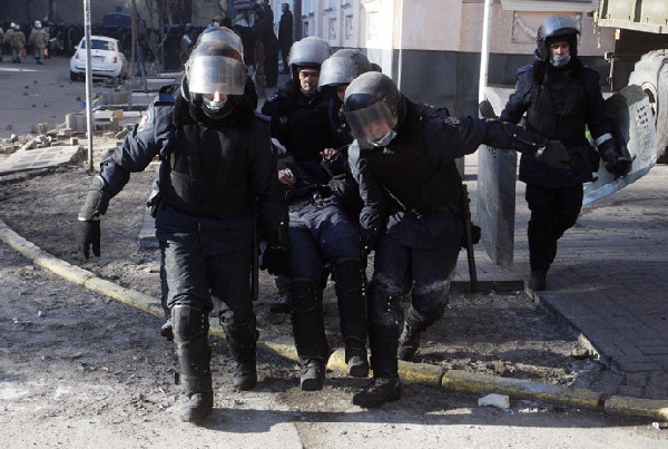 录音曝光黑幕：乌克兰反对派雇狙击手枪杀示威者
