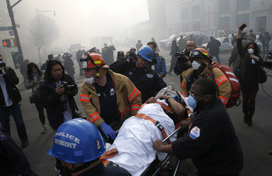 纽约曼哈顿建筑物发生爆炸 2死至少17人受伤