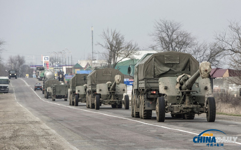 俄罗斯军队加强克里米亚安全巡逻确保公投顺利进行