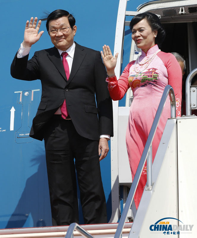 越南主席携夫人访问日本 议题或包含核电合作