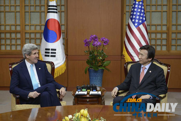 日美韩首脑会谈25日举行 安倍就职后首见朴槿惠 