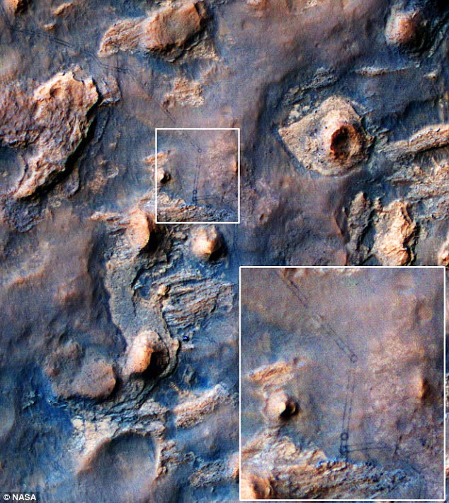 NASA火星勘测轨道飞行器恰巧拍到“好奇”号火星车