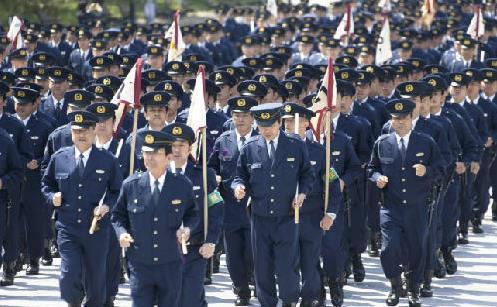 奥巴马临时警备部队宣告成立 日本1.6万警察护驾