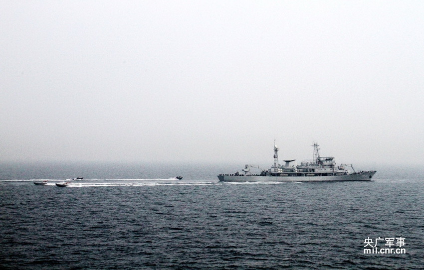 中外海军19艘舰艇举行军演 我哈尔滨舰任指挥舰