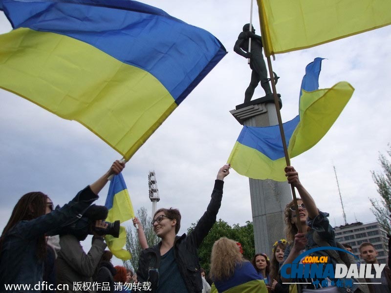 乌克兰东部又一城市落入亲俄武装掌控