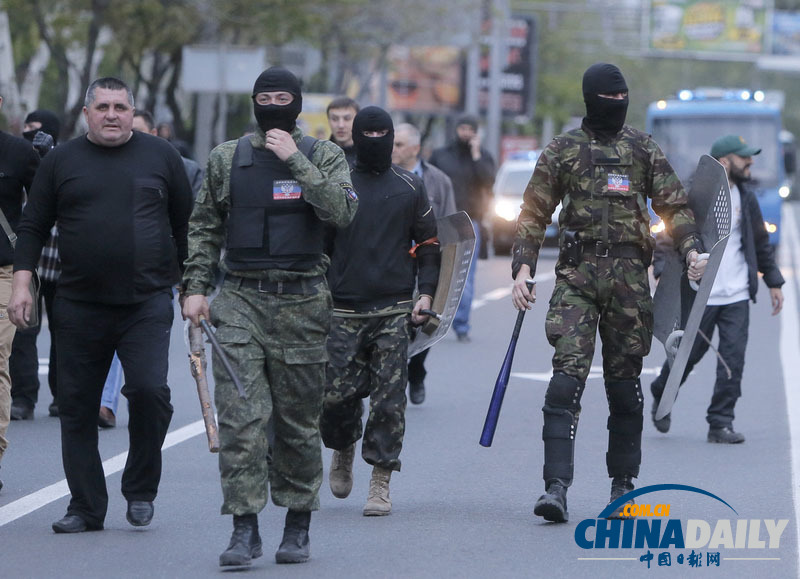 乌克兰东部又一城市落入亲俄武装掌控