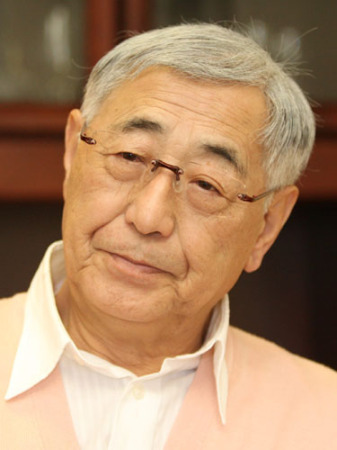 日本知名作家渡边淳一去世 曾弃医从文