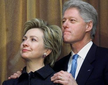 美媒：希拉里若竞选总统 克林顿或妇唱夫随当搭档
