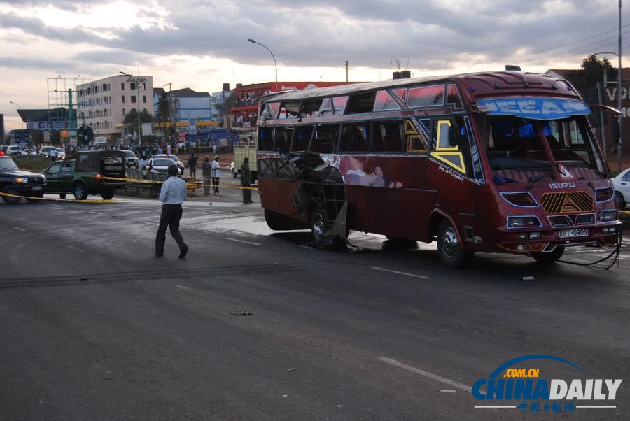 肯尼亚首都两辆公交车爆炸致3人死亡