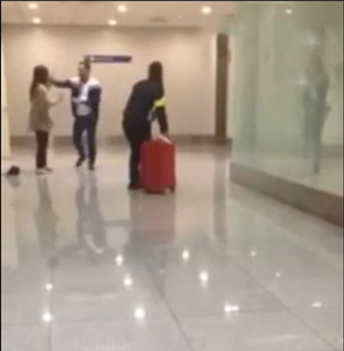 菲律宾移民局职员在机场殴打中国公民被停职