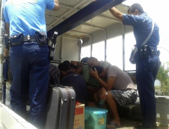 菲方公布11名被扣中国渔民照片 将提指控