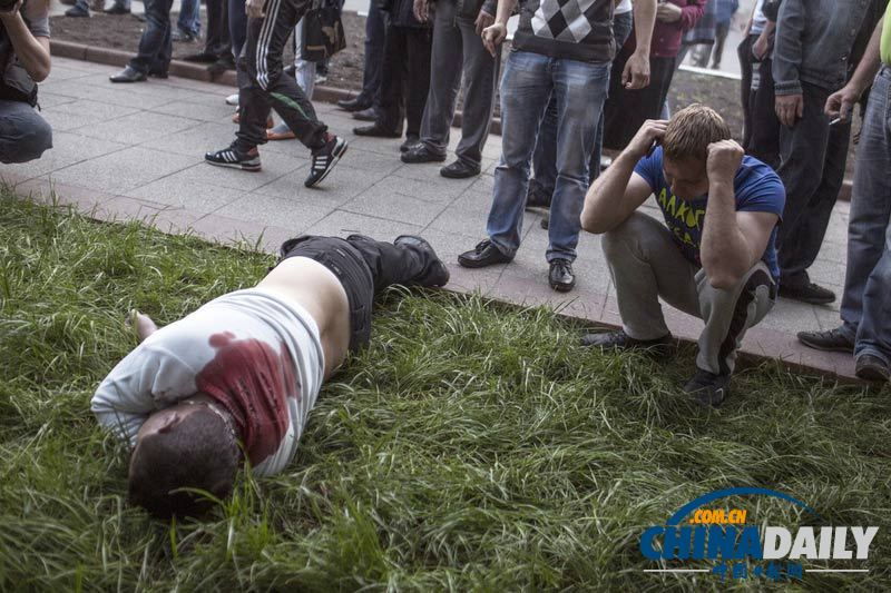乌克兰东部独立公投酿惨剧3人死亡