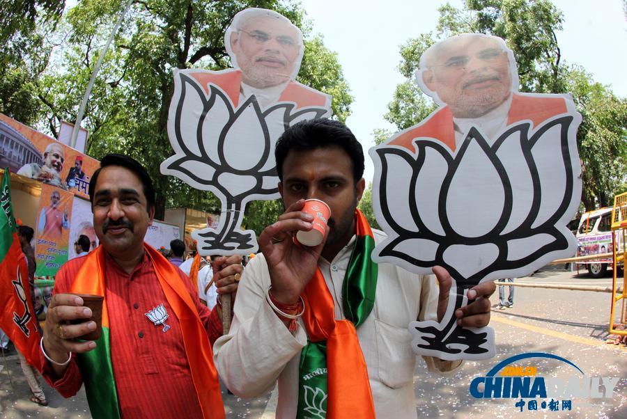 初步计票结果显示人民党赢得印度大选 支持者庆祝