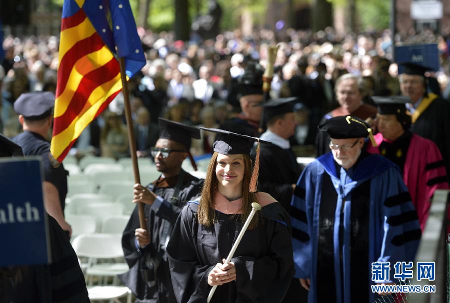美国耶鲁大学举行2014届毕业典礼（高清组图）