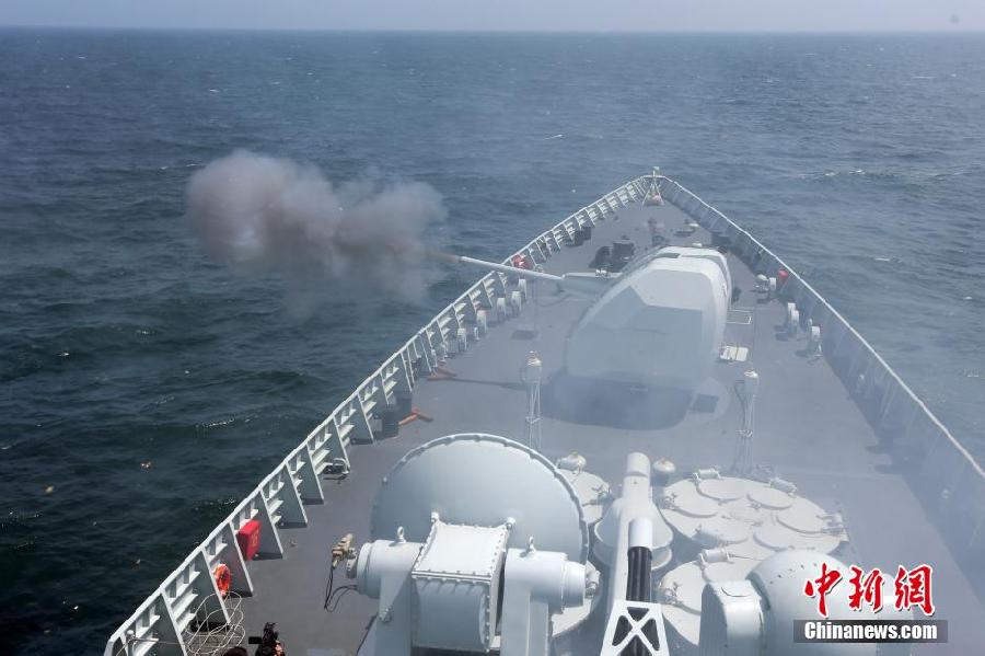 中俄东海军演上演“重头戏”实弹射击