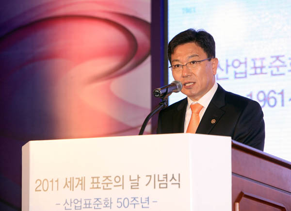 韩国拟携手阿联酋开拓第三国核电市场