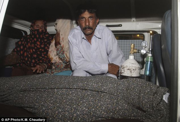 巴基斯坦被砸死女子丈夫爆猛料：他为再婚杀害前妻