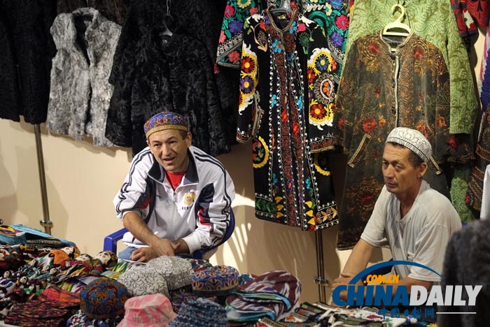 中国驻哈萨克斯坦大使乐玉成谈丝绸之路经济带建设