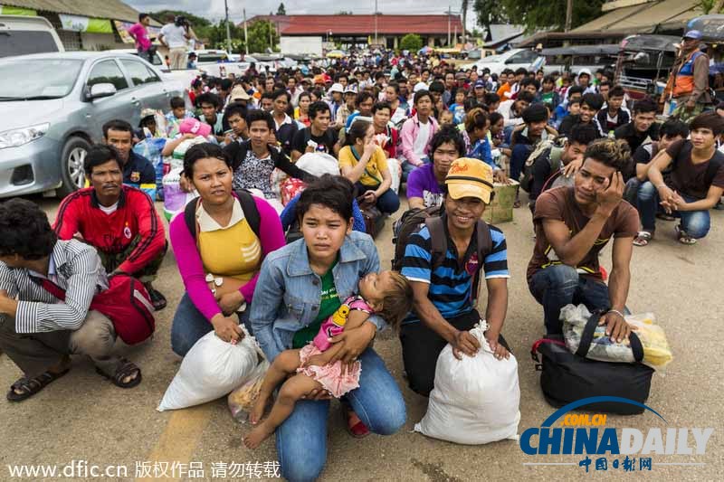 传泰国清理外籍务工者 万余名柬埔寨劳工回国
