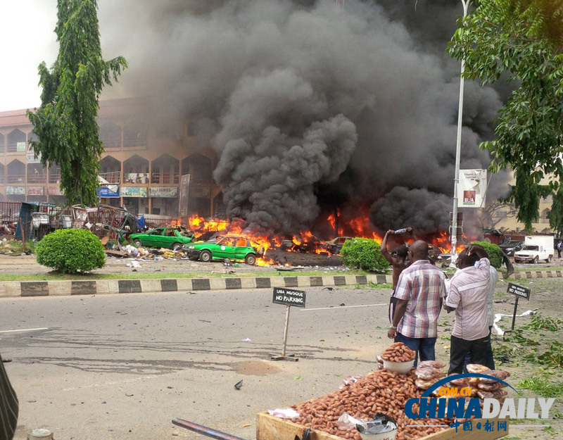 尼日利亚首都一商场发生爆炸 造成至少20余人死亡