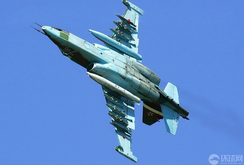 俄媒：东部民间武装夺取一架苏25 开始组建空军