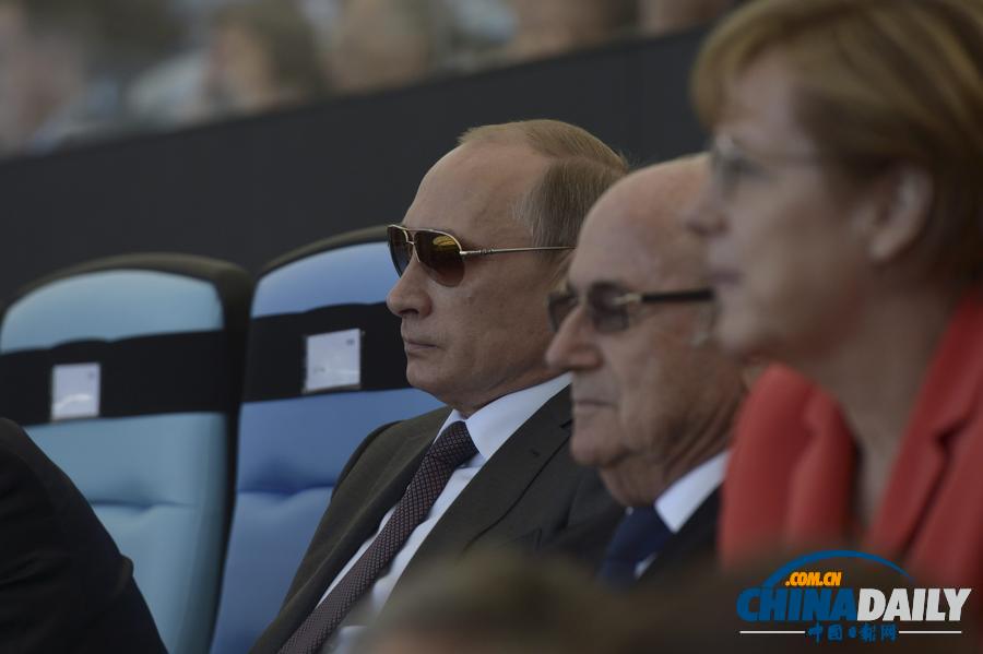 世界杯举办权移交俄罗斯 普京承诺办好足球盛宴