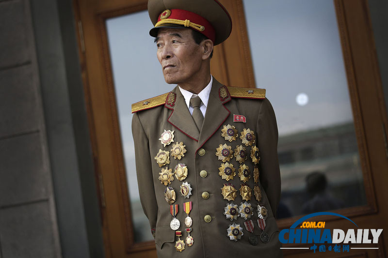 朝鲜大规模庆祝停战61周年 金正恩向先辈致敬