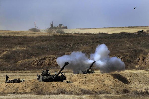 以色列怒斥加沙武装分子越境袭击 称做好持久战准备