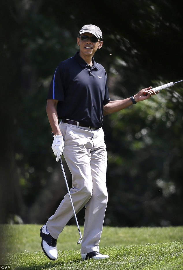 不受伊拉克战争影响 奥巴马照常休假打高尔夫