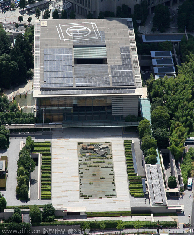 日本首相官邸前院池子改绿地 可起降直升机