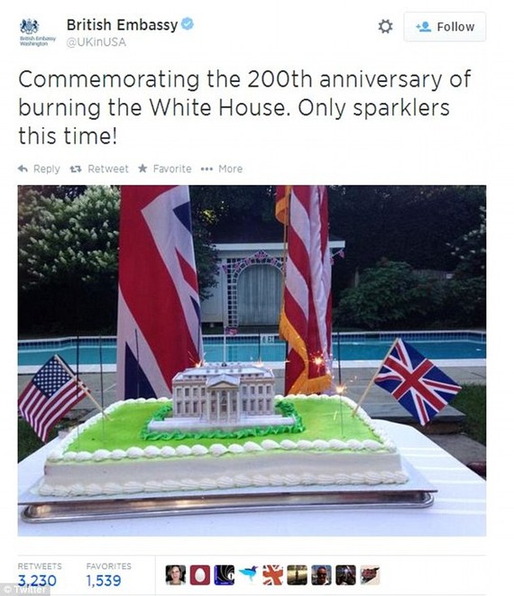 英大使馆庆祝火烧白宫200周年 引美国人抗议
