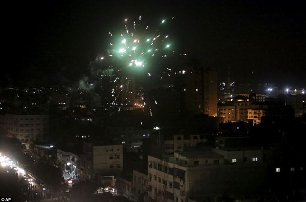 加沙地区民众庆祝停火协议达成