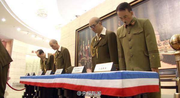 南京军区用硅胶人像复原日军受降仪式现场(图)