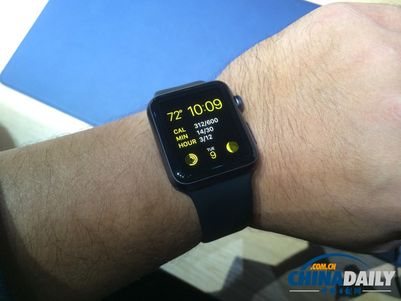苹果公司发布iPhone6手机和智能手表Apple Watch