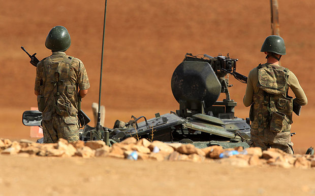 土耳其议会授权在叙伊境内开展军事行动打击IS
