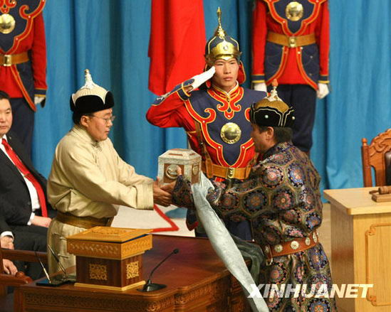 韩媒：蒙古前总统逃亡至韩国 曾被指侵吞国有资产