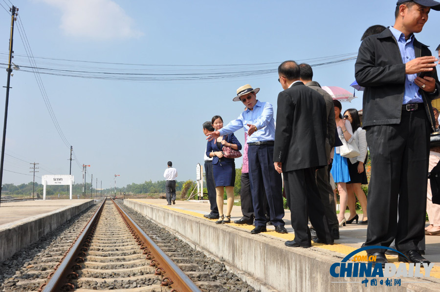驻泰大使在泰媒发表署名文章助推中泰铁路合作