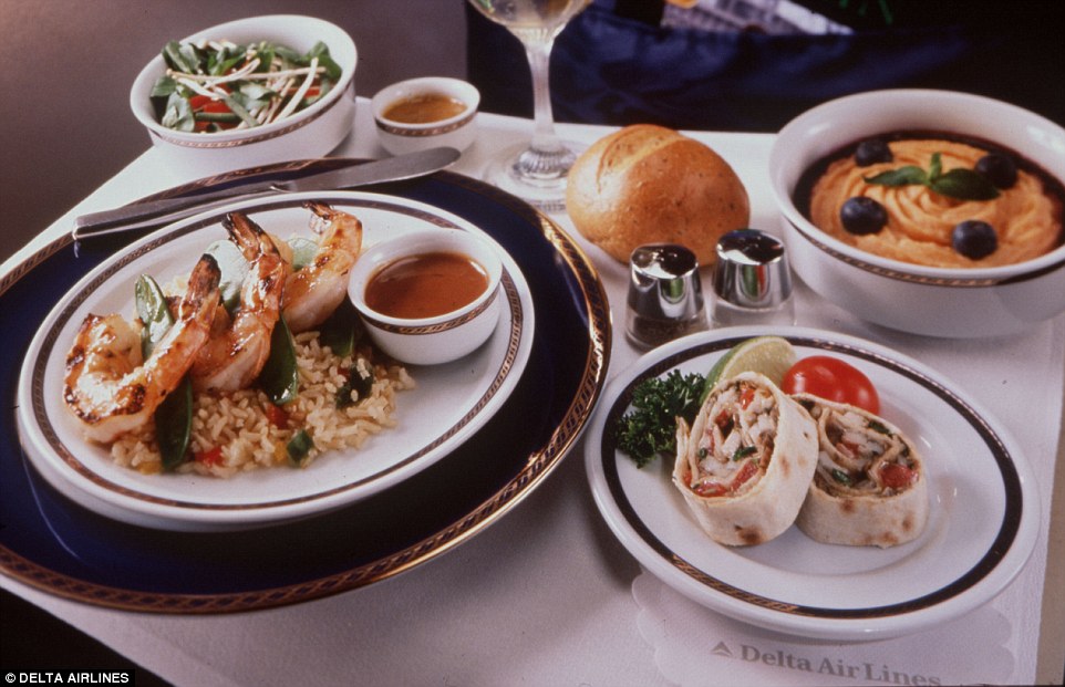 空中美食之旅：盘点最好吃的飞机餐