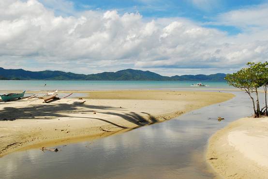 菲巴拉望岛获评“世界最美岛屿” 长滩岛位居十二