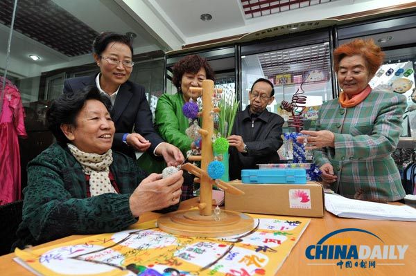 港媒：中国老龄人口面临严峻挑战 须多方共同应对
