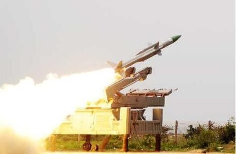 印度成功试射一枚远程弹道导弹 射程超2000公里