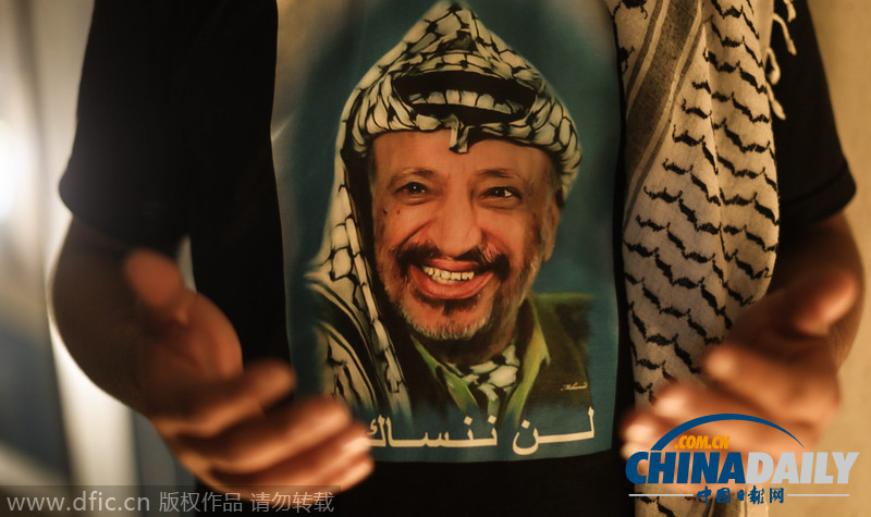 巴勒斯坦民众纪念前领导人阿拉法特逝世10周年