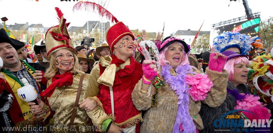 荷兰庆祝狂欢季开始