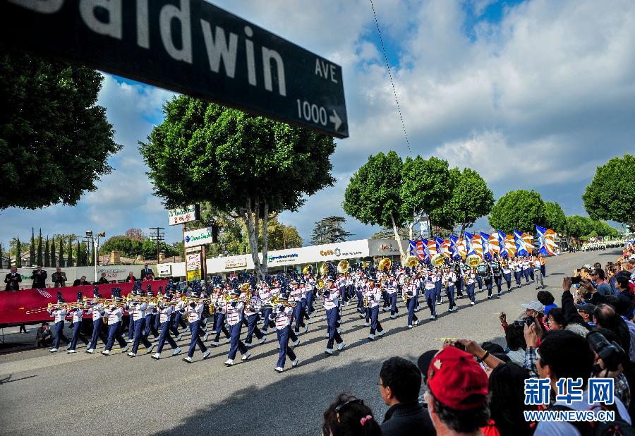 洛杉矶举行第61届校园军乐队游行