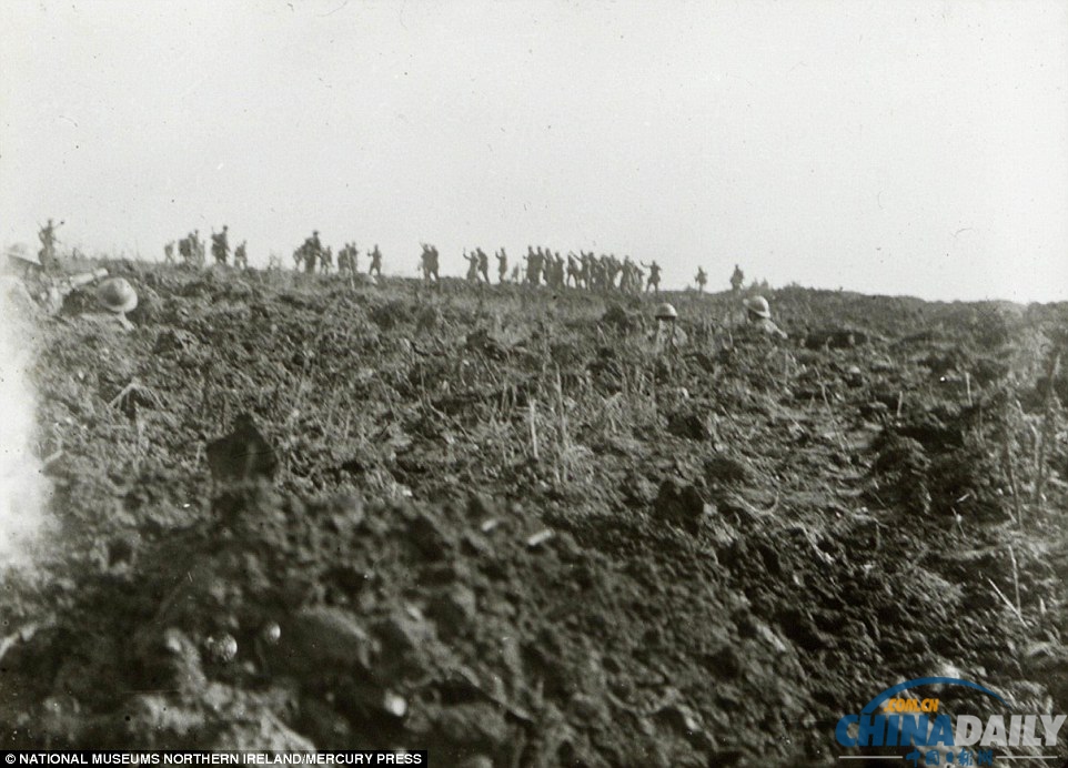 英军士兵秘密照片呈现一战索姆河战役德军投降时刻[1]- 中国日报网