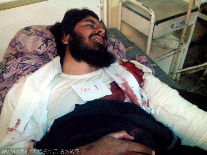 阿富汗自杀式袭击后医院尸横遍野