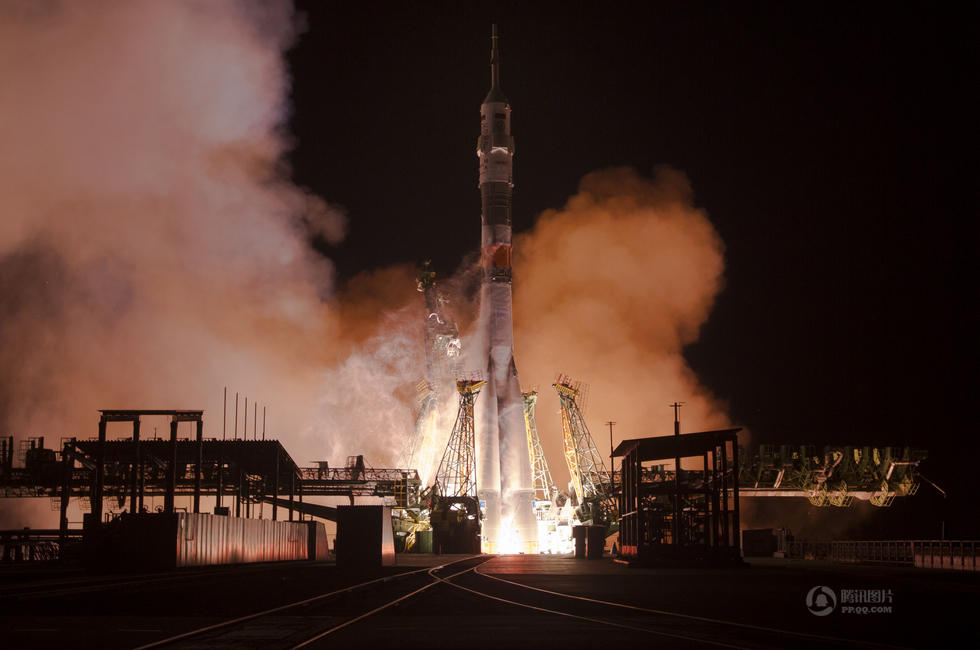 俄罗斯将3名宇航员送往空间站